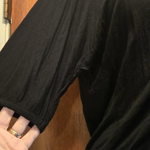 Kenar Women's Black Drop Shoulder draped Back Top SzL - Picture 3 of 6